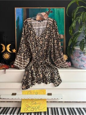 Rip Curl Small Black Tan Floral Boho Mini Dress Long Sleeve V Neck Beachy
